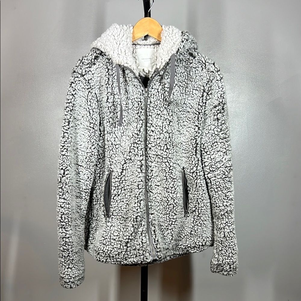 Thread & Supply Gray Sherpa Hoodie Jacket